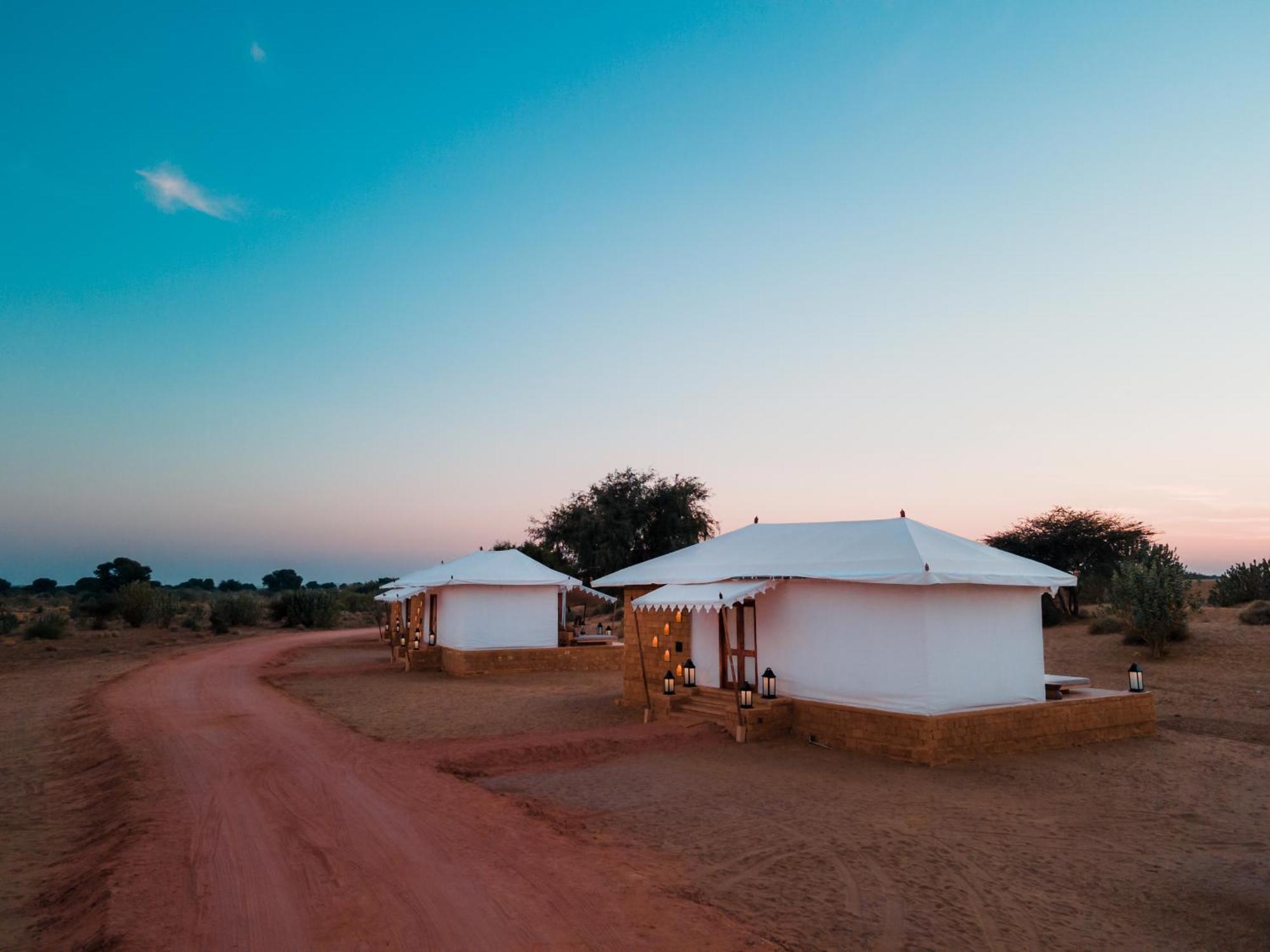 Grand Khalifa Luxury Camp Hotel Sām Exterior foto